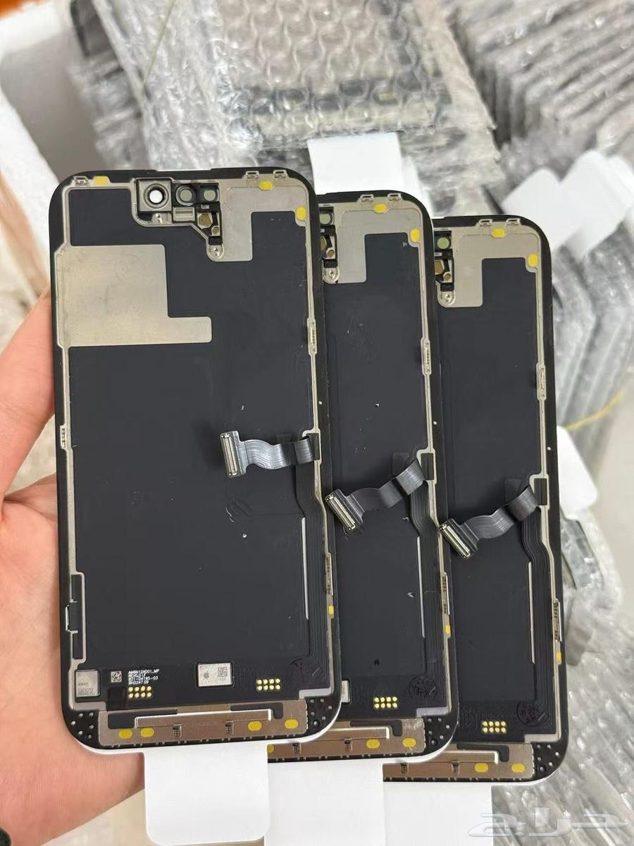 iPhone, iPad, and Apple Watch Screen Refurbishment64368266806531110