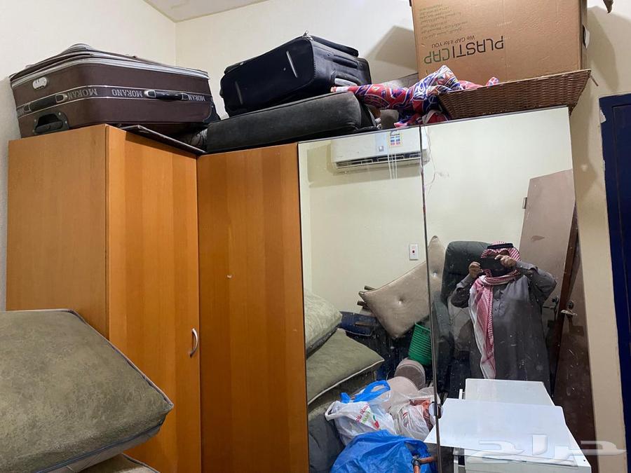 عفش وابواب نظيفة جدآ ف مدرسة حكومية64372974977281111