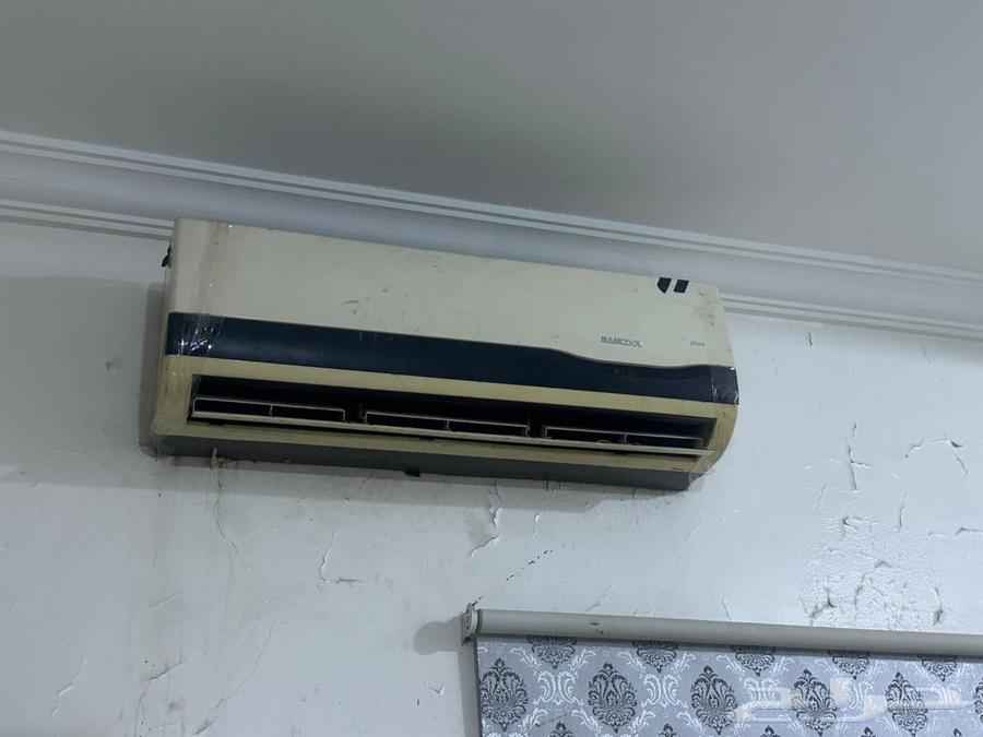 Almost New Used Furniture Six Air Conditioners Three Split and Three Window64370013576194114