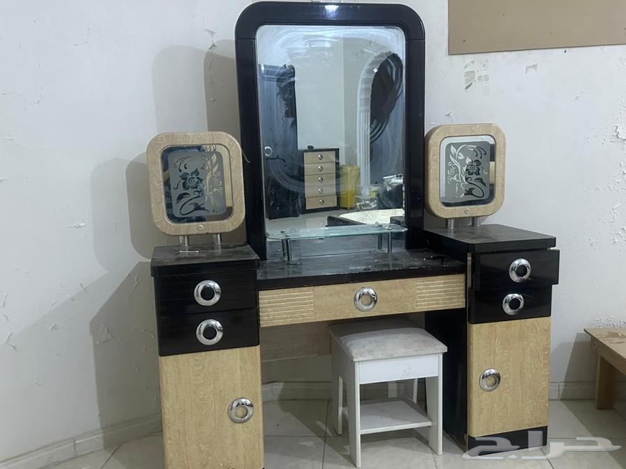 Almost New Used Furniture Six Air Conditioners Three Split and Three Window64370013576194113