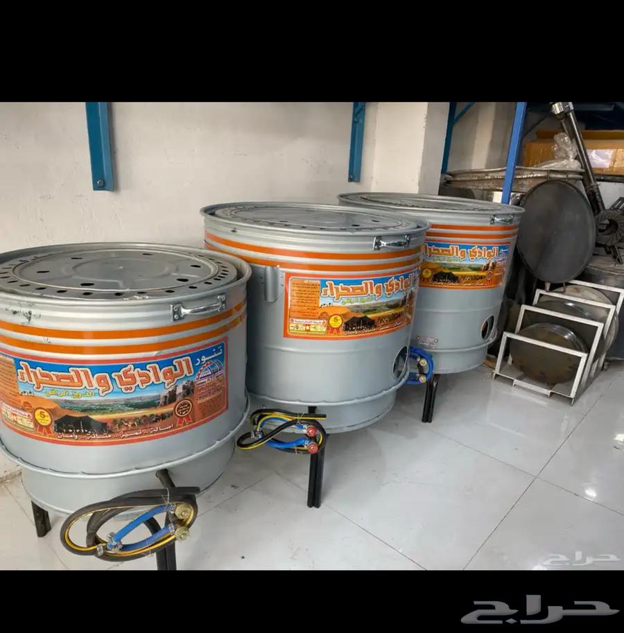 مرخ جنوبي طازج اخضر وطري وتنور خبز وادي صحراء64367187592065111