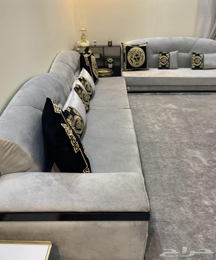 Connected sofa64372579936387110