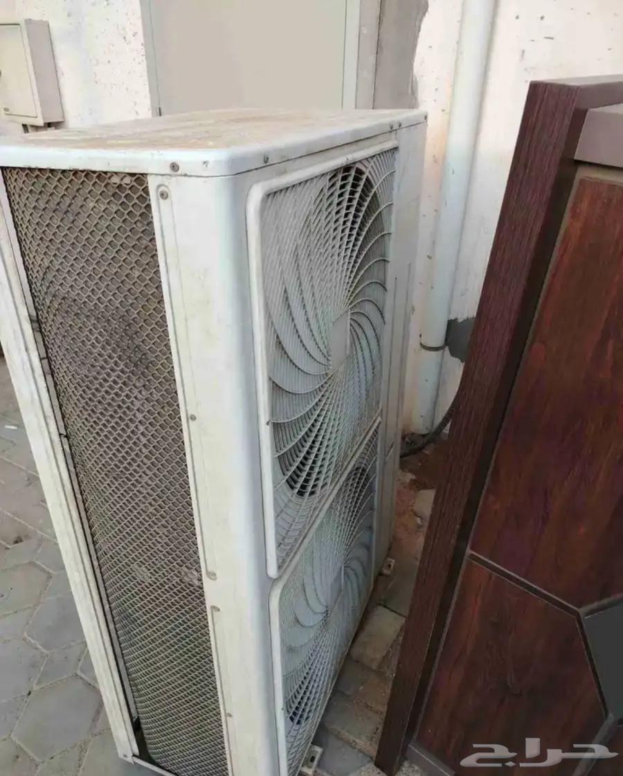 مكيف دكت داخلي نظيف جدا64375156386945110