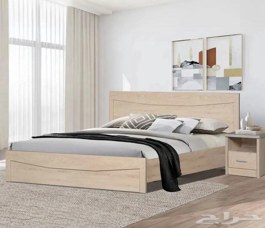 سرير وتسريحة وكوميدينا64374788253954112