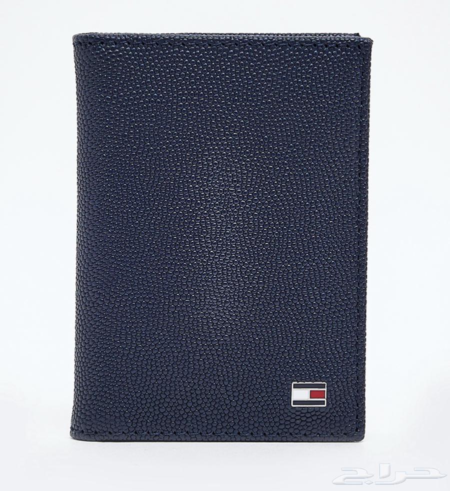 محفظة بطاقات تومي هيلفيقر64362936918402111