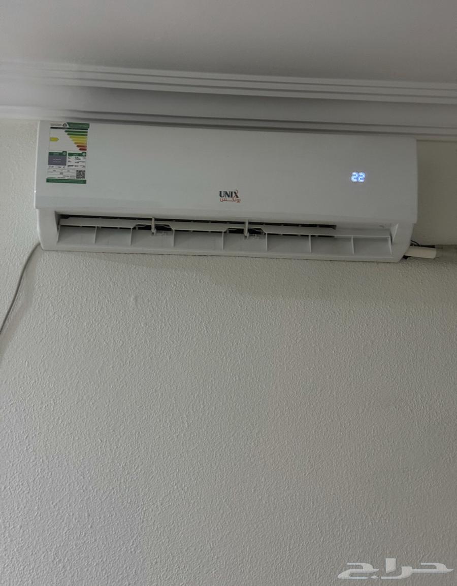Semi-new split air conditioners, one Danst and the other Unics, one and a half ton64363517574785110