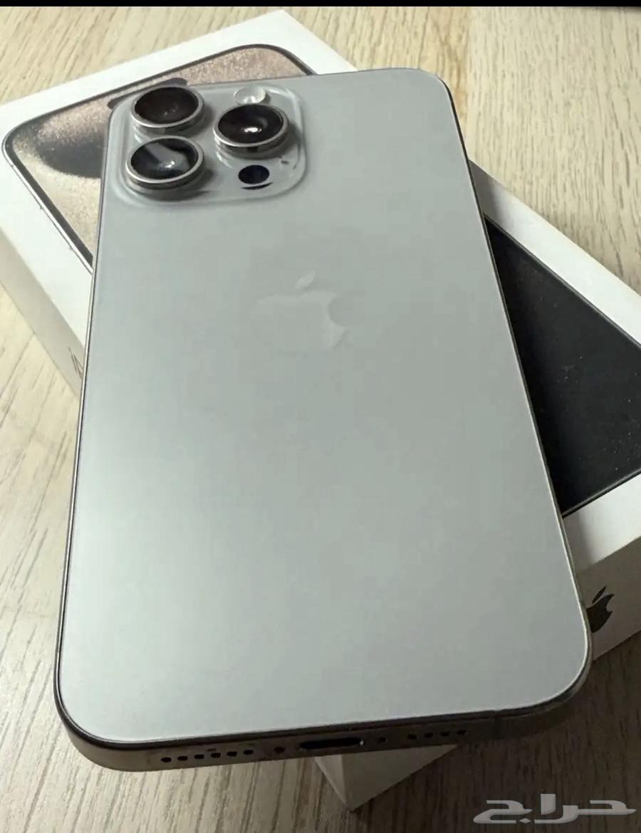 iPhone 15 Pro Max (Clean)64370597648386111