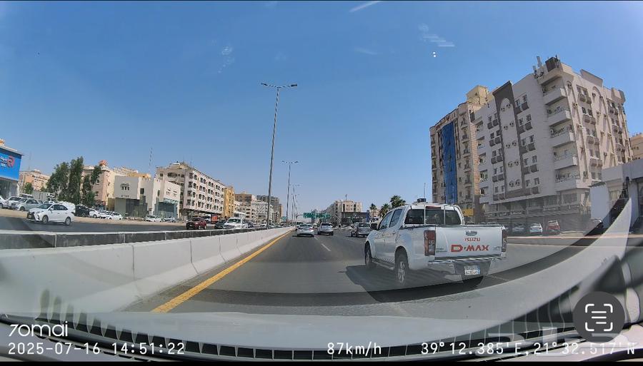 للبيع داش كام شاومي a810 اخر اصدار64370366671361111