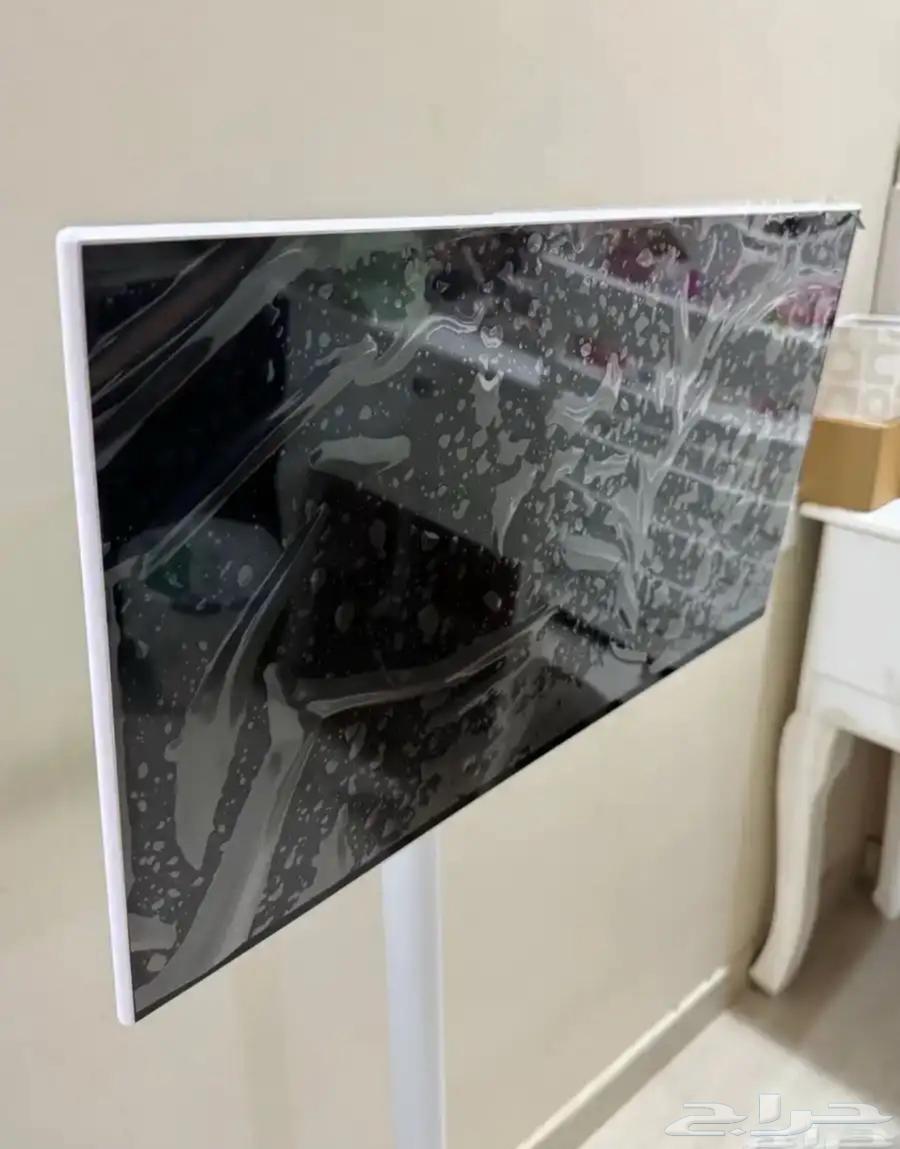 Semi-new portable Android screen64364580020738113