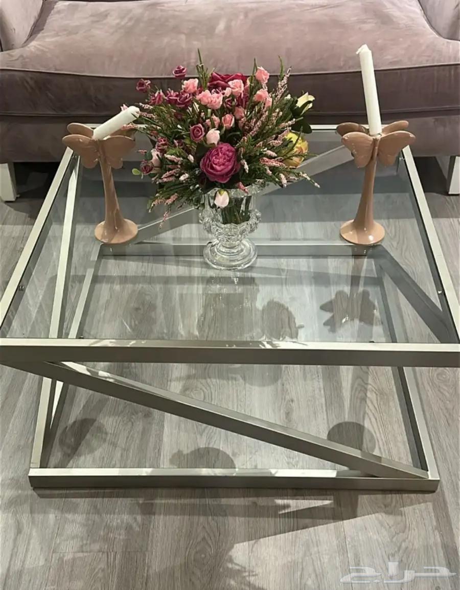 طاوله قزاز للبيع64366923562114110