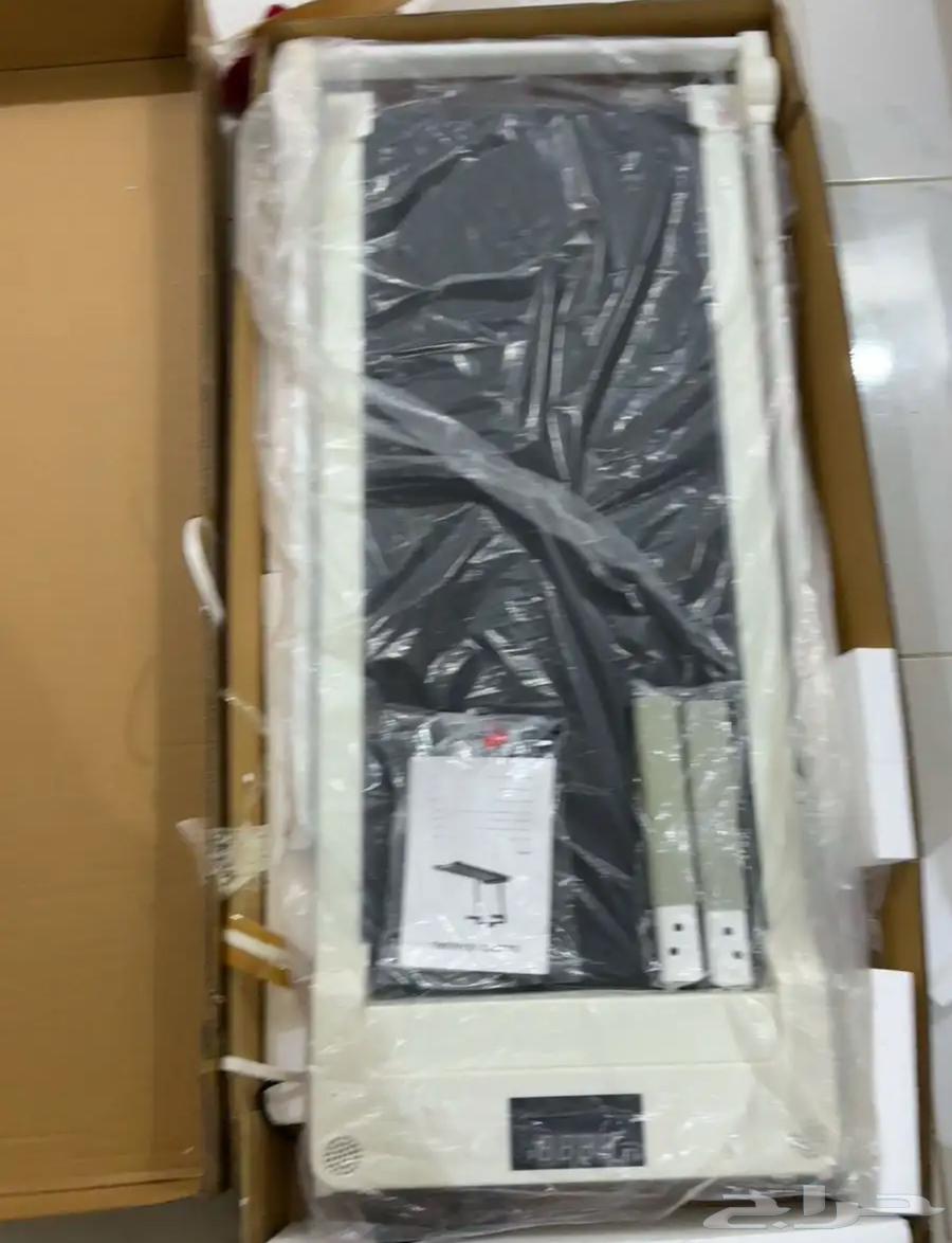 Walk on a new treadmill, same image shown64371162270851113