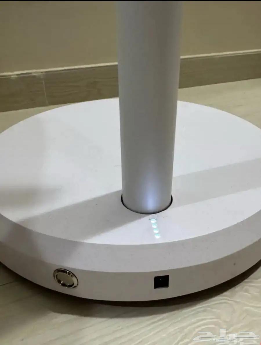 Semi-new portable Android screen64364580020738114