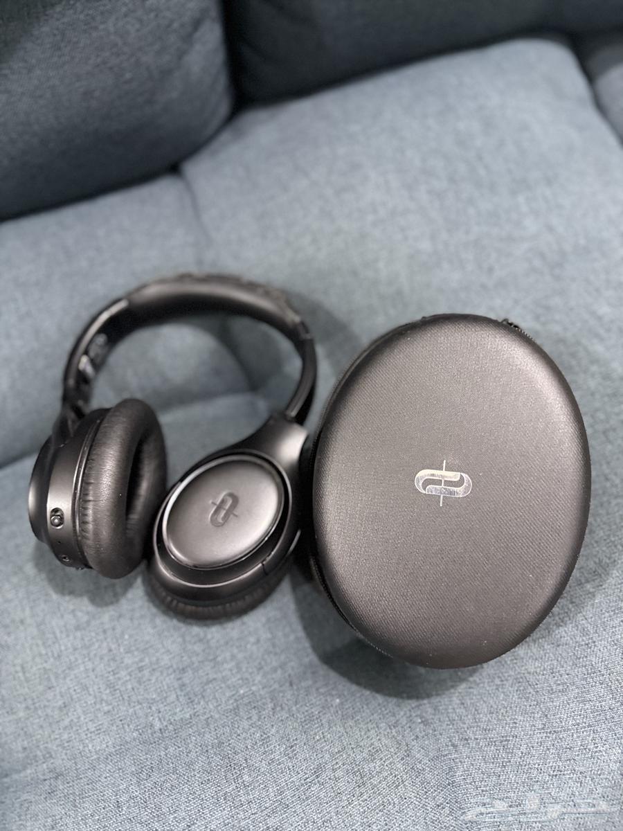 Bluetooth Headset with Noise Cancellation Feature64365923775617110