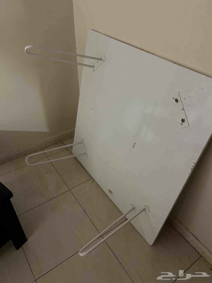 كنب وطاوله64374171117441111