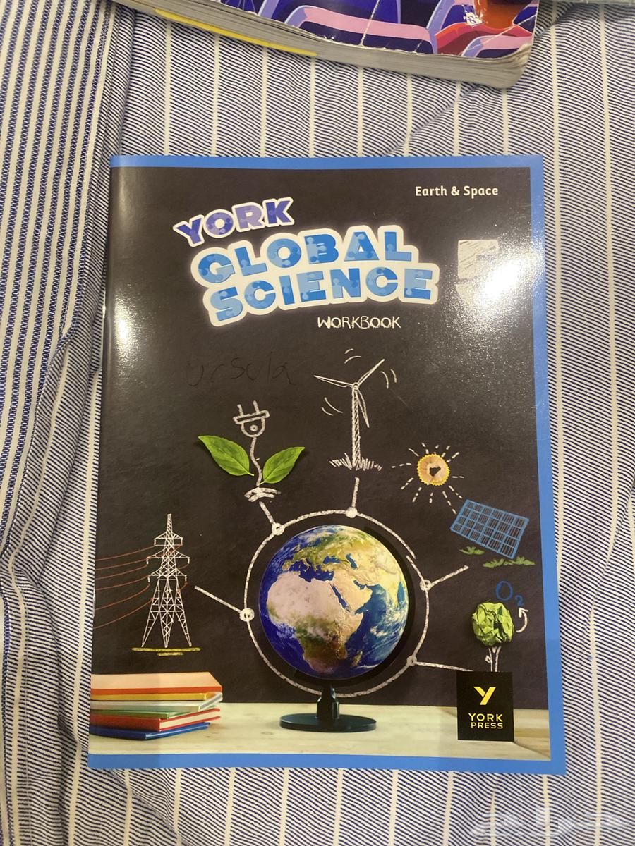 كتب مدرسية للصف الخامس للبيع64371759445379111