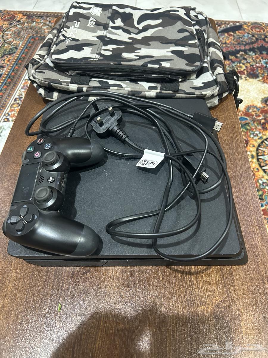 سوني فور شغال نظيف معه يد وأغراضه وشنطه64372038148611111