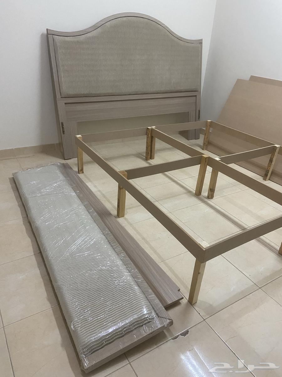 سرير خشب للبيع64374583579009110