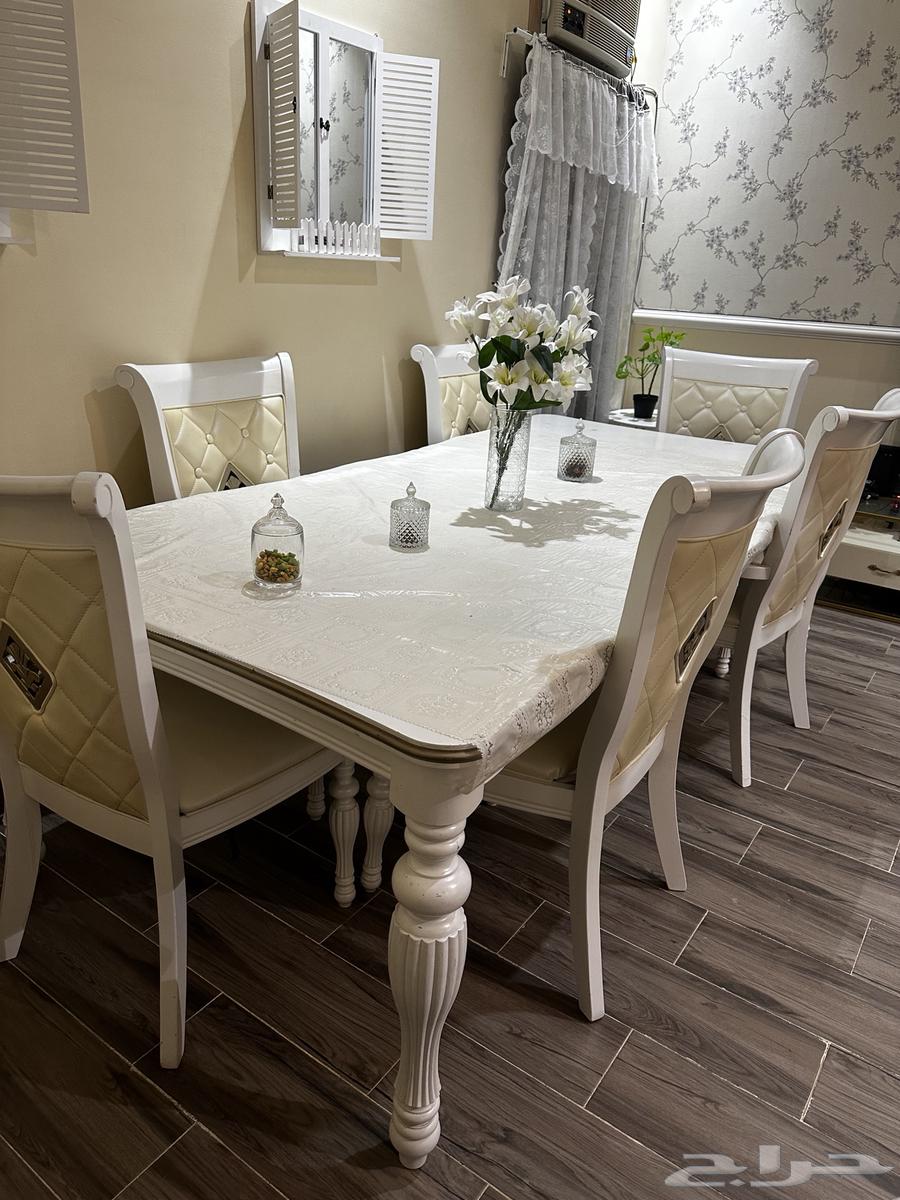 طاولة طعام للبيع 8 كراسي64368411952642110