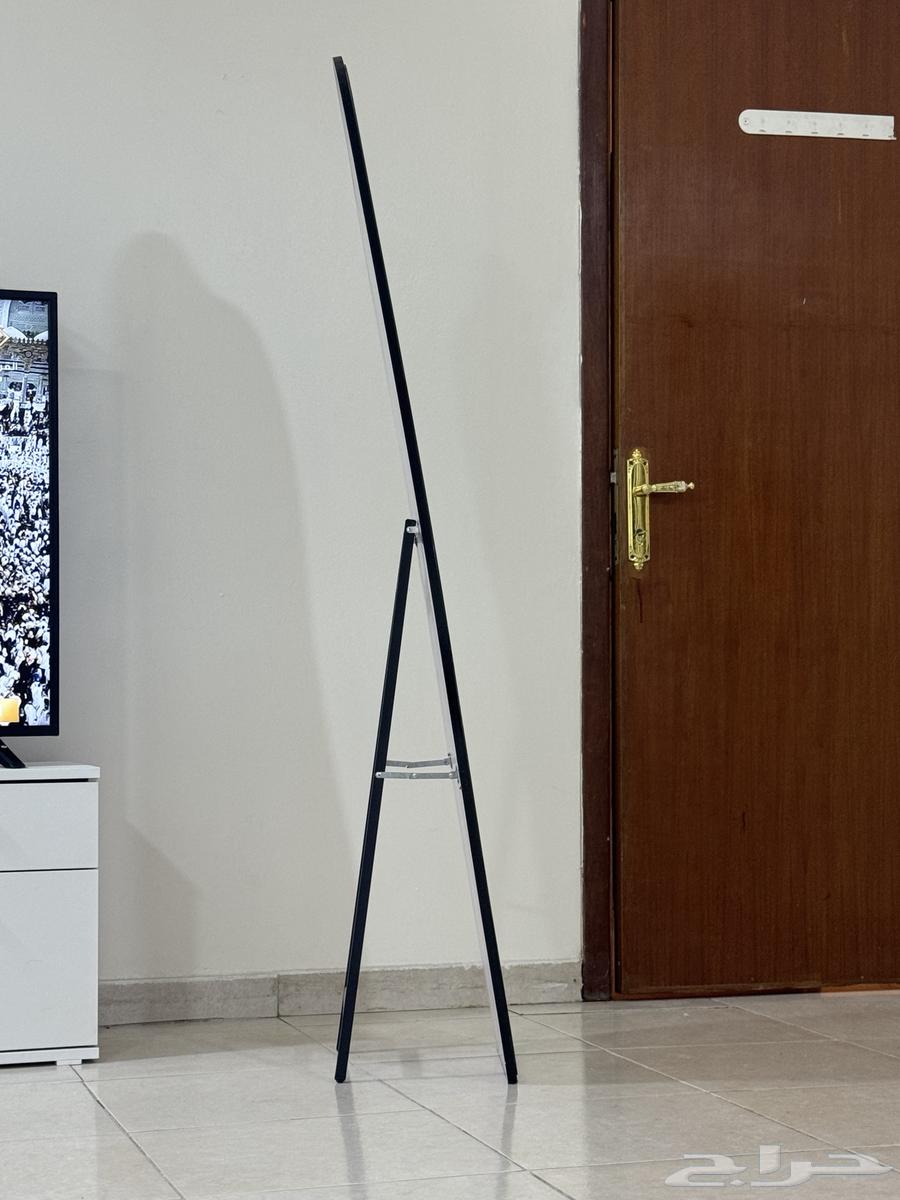 Mirrors with stand64373356709761113