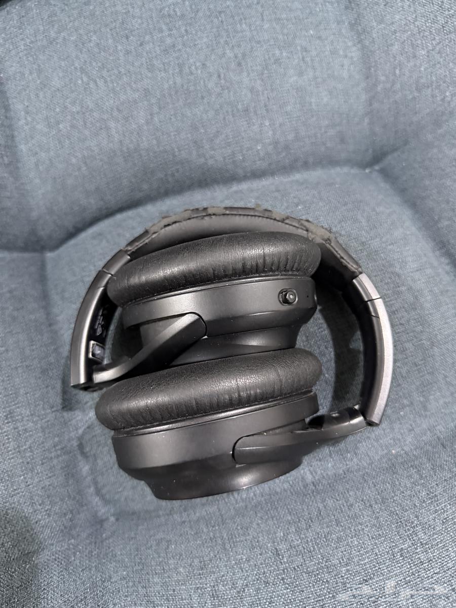 Bluetooth Headset with Noise Cancellation Feature64365923775617111