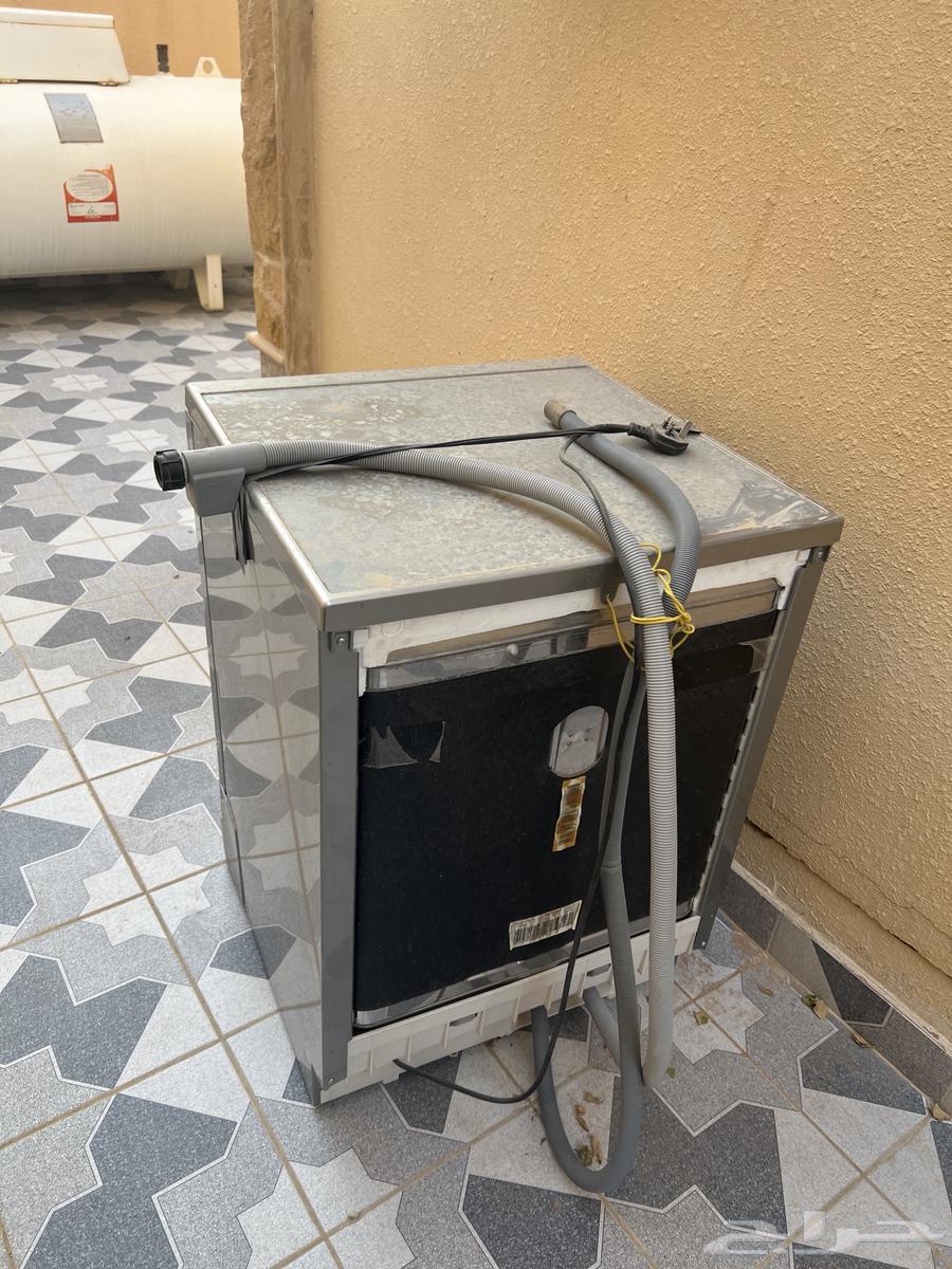 غسالة صحون شبه جديده64367654418563112