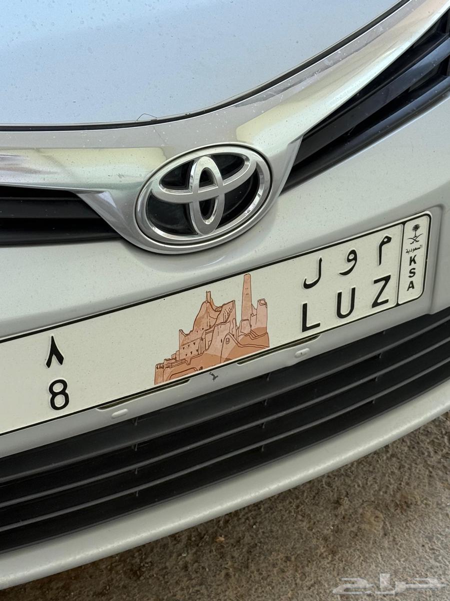 A distinctive panel M W L 864512106684930110