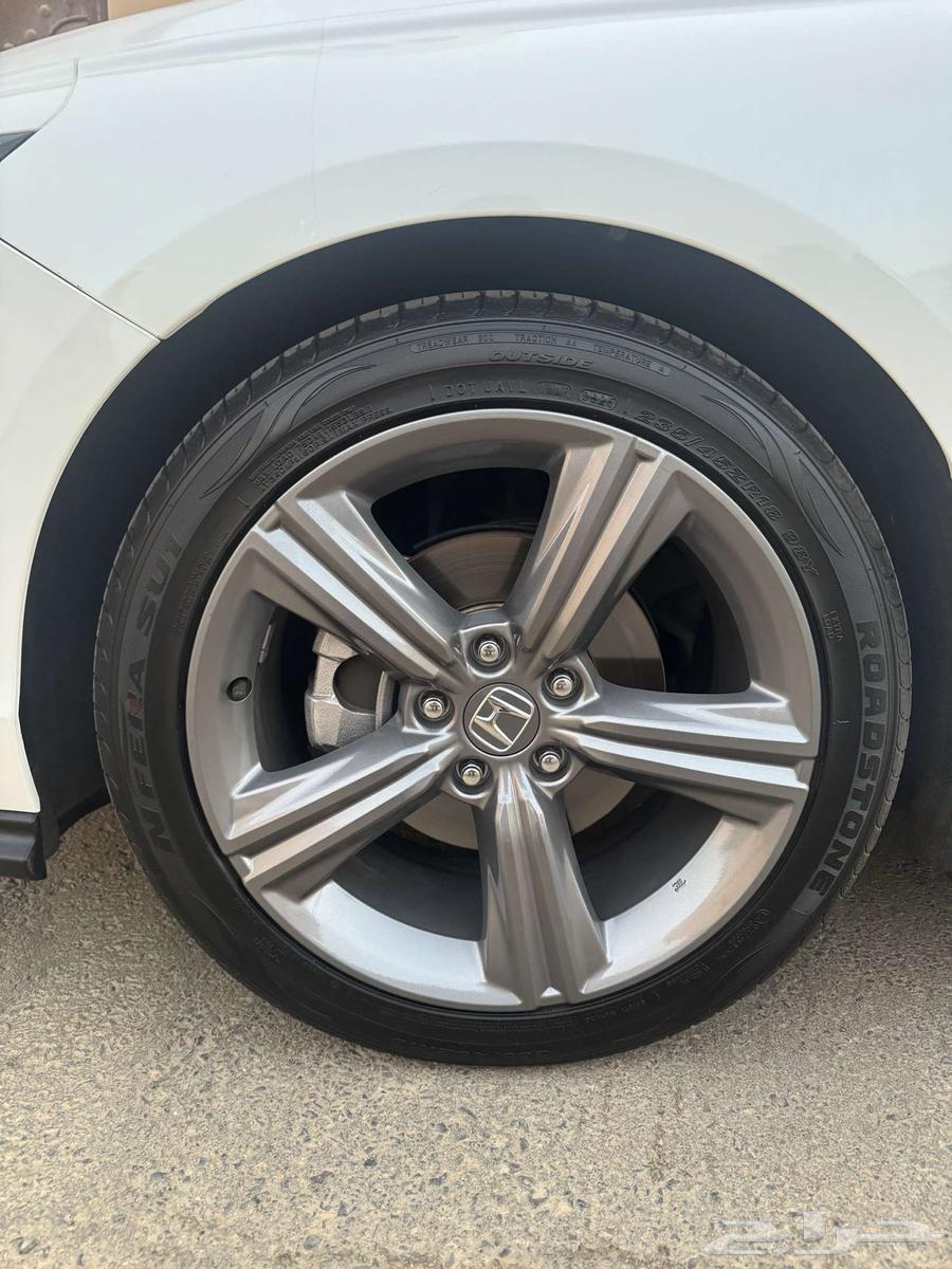 Tires for sale, size 18, year of manufacture 202564517234286850111