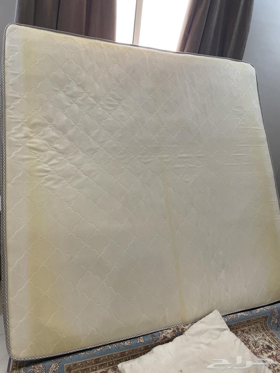 Mattress for sale (used less than a month)64369761963138111