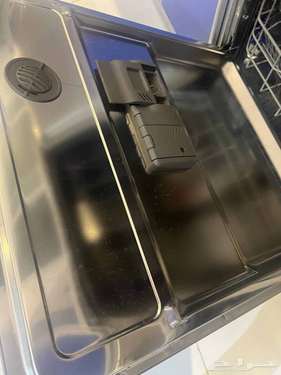 غسالة صحون LG بحاله ممتازه ليس بها اي مشكله64373876358787112