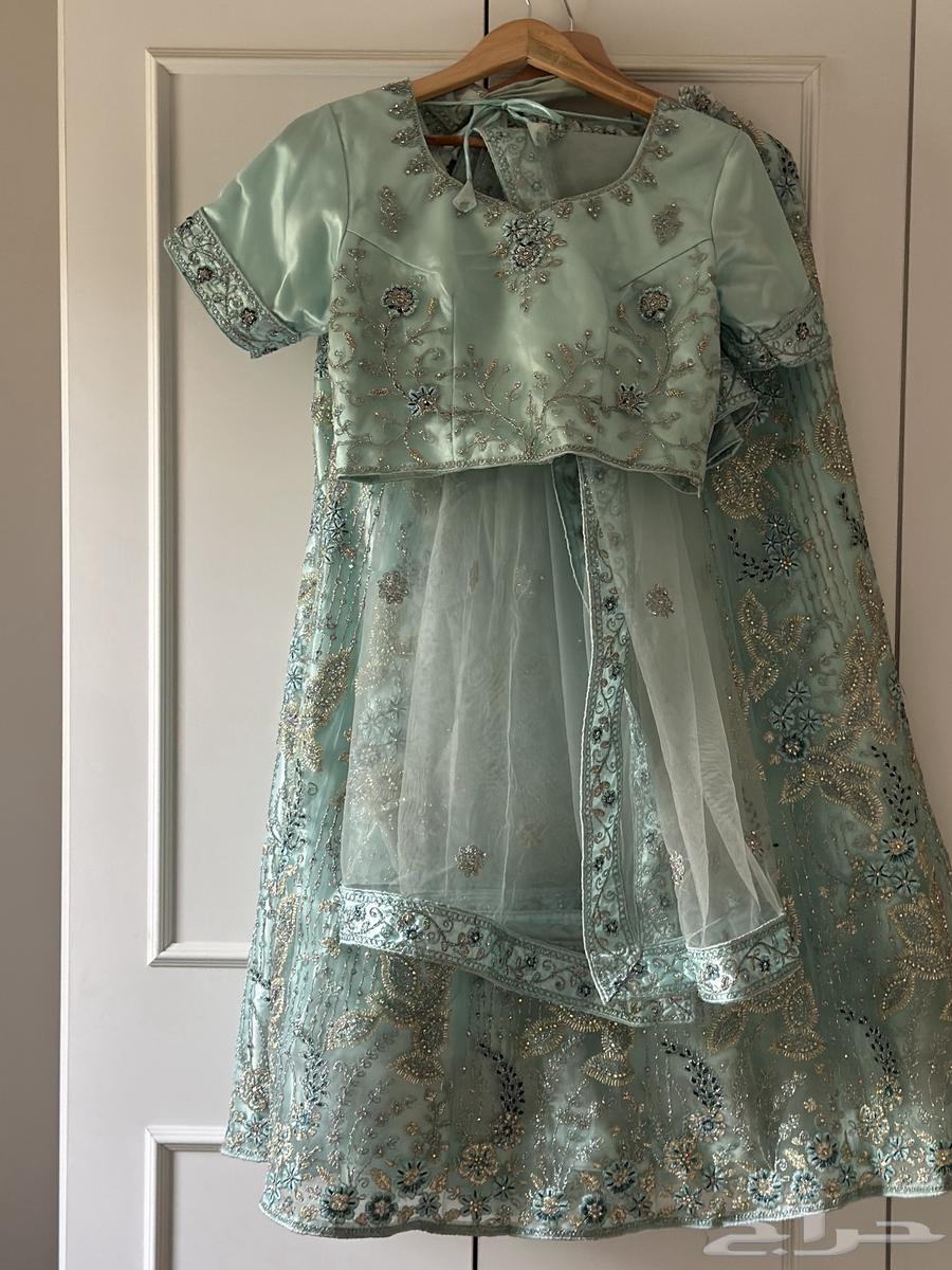 ساري هندي64368674038913110