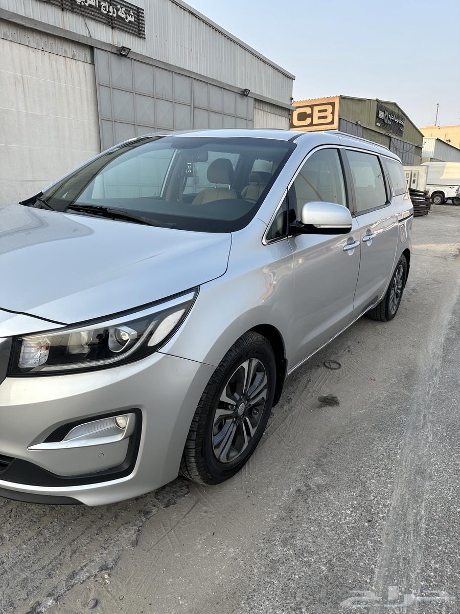 كيا كرنفال للبيع موديل 2019(بنزين)64515444691842111