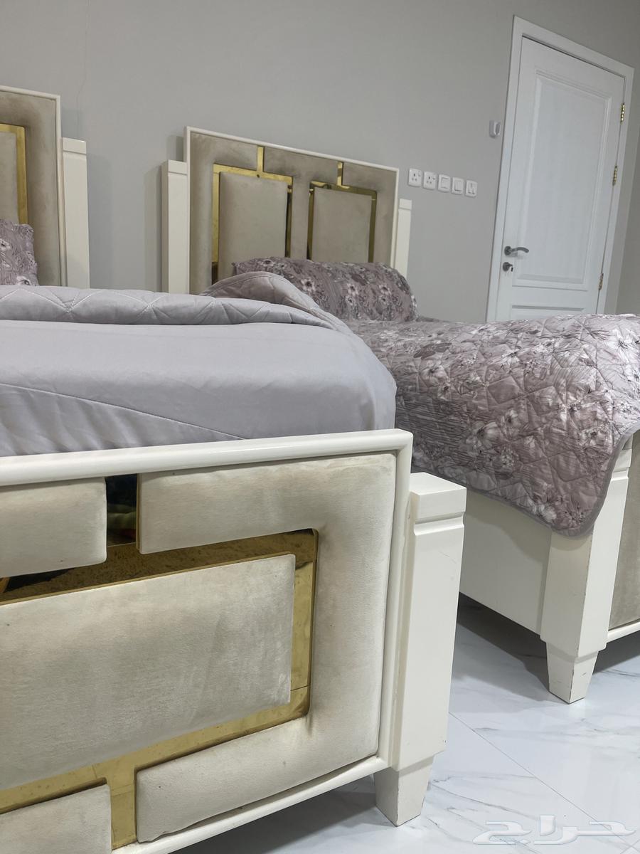 سريرين (نقر و نص) ( السعر 600)(  بدون اللباد و الديباج )64376675036929113