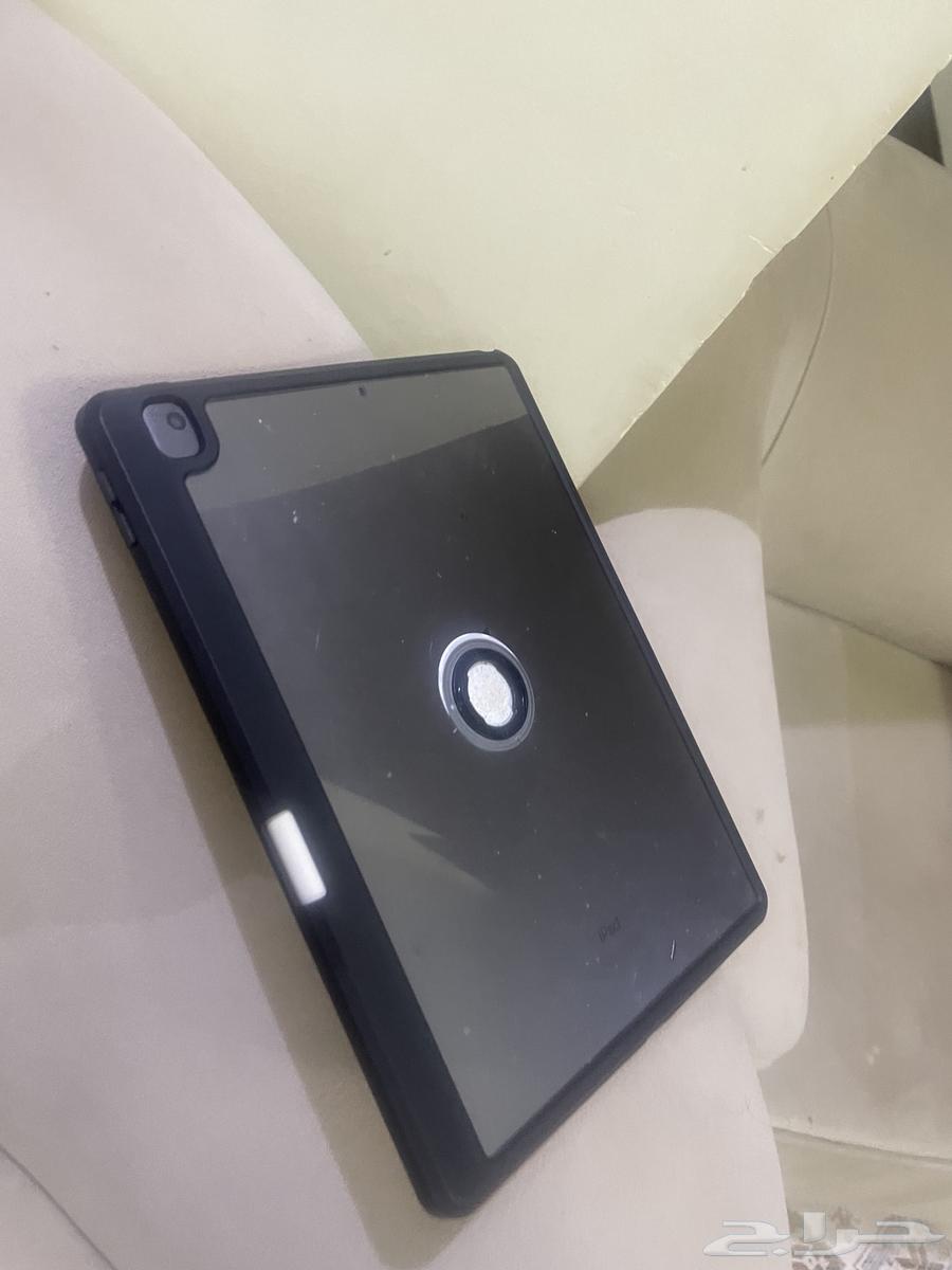 The seventh-generation iPad is suitable for design and studying64375902263042111