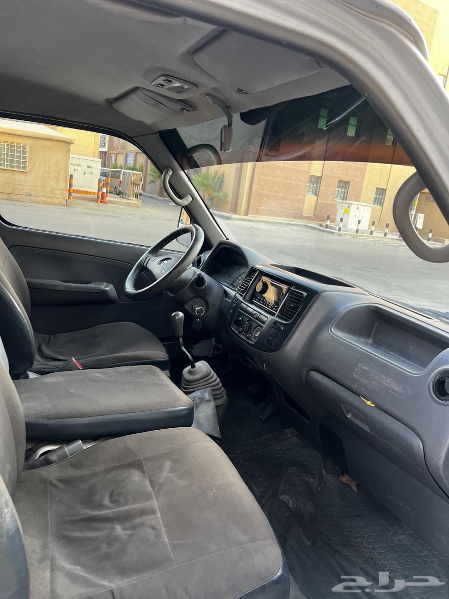 باص أورفان نيسان للإيجار64514651813890112