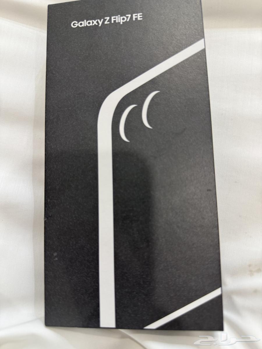 للبيع Galaxy z Flip7 FE64371730695937110