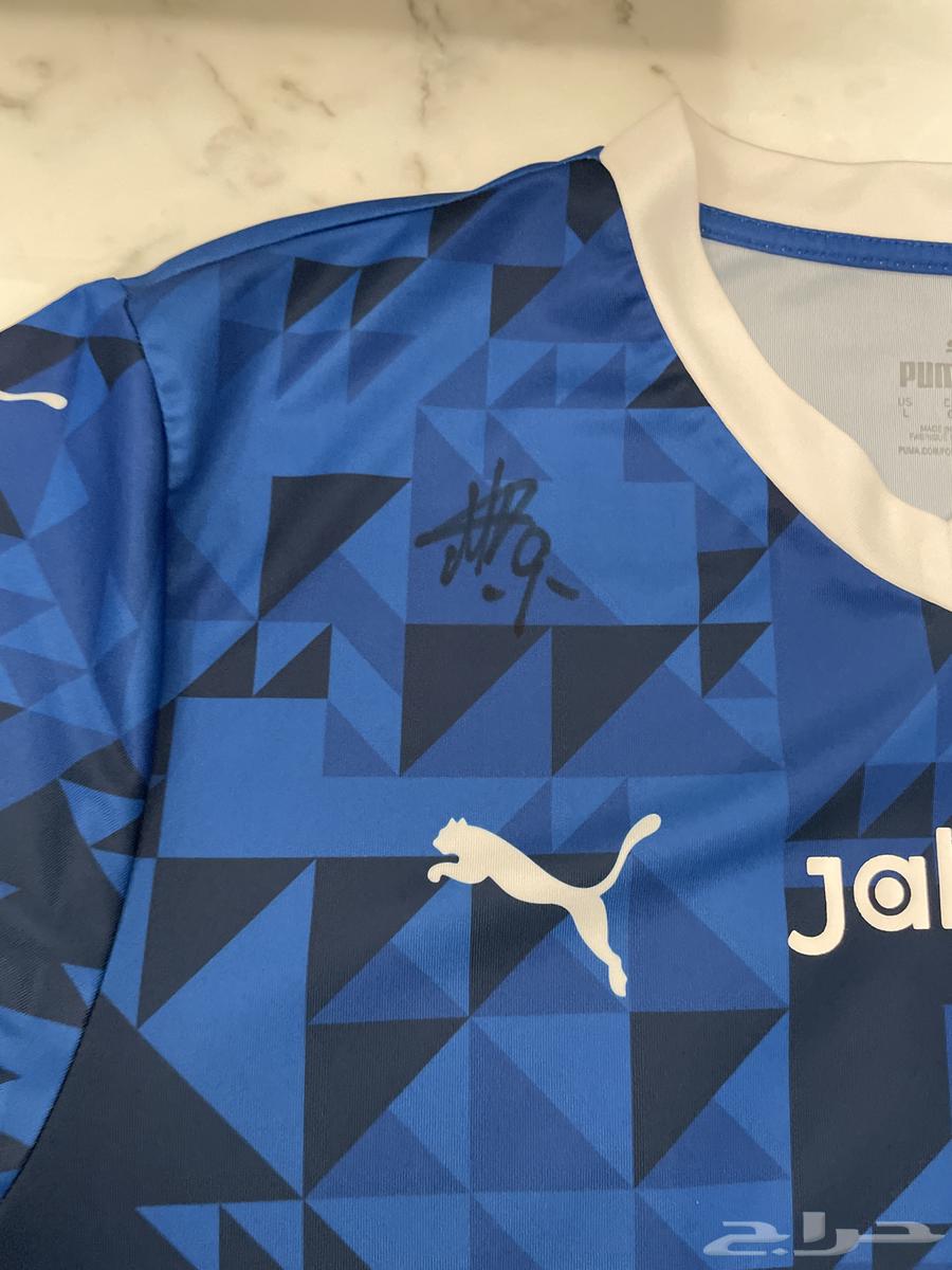 Al-Hilal last season's T-shirt, player-signed, large size64371496657667112