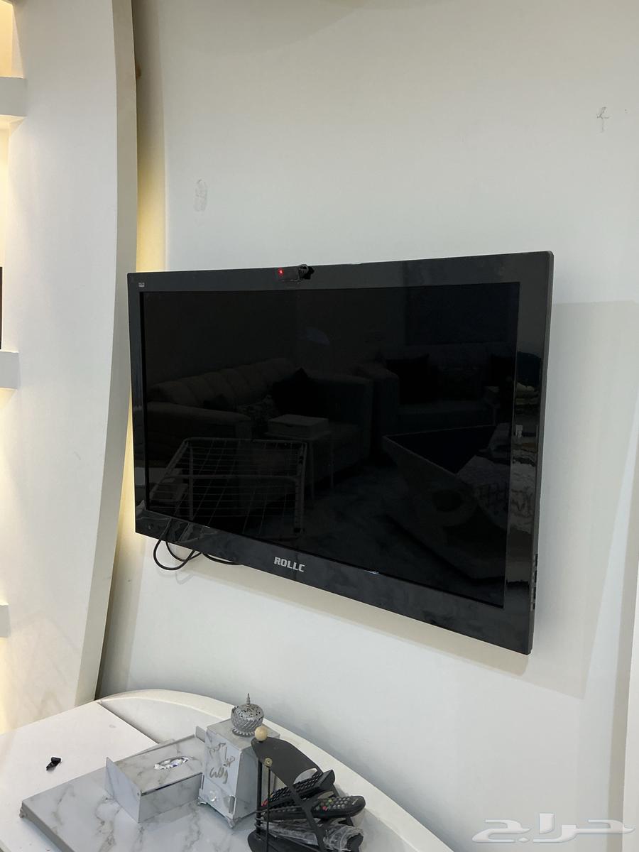 كنب مع طولات وستاير وشاشه للبيع64371118749570114