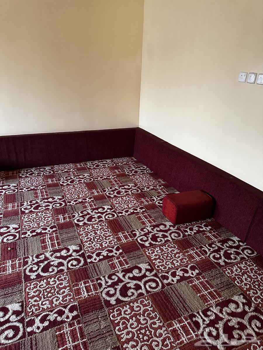 للبيع مجلسين كبير و صغير64372960256515110