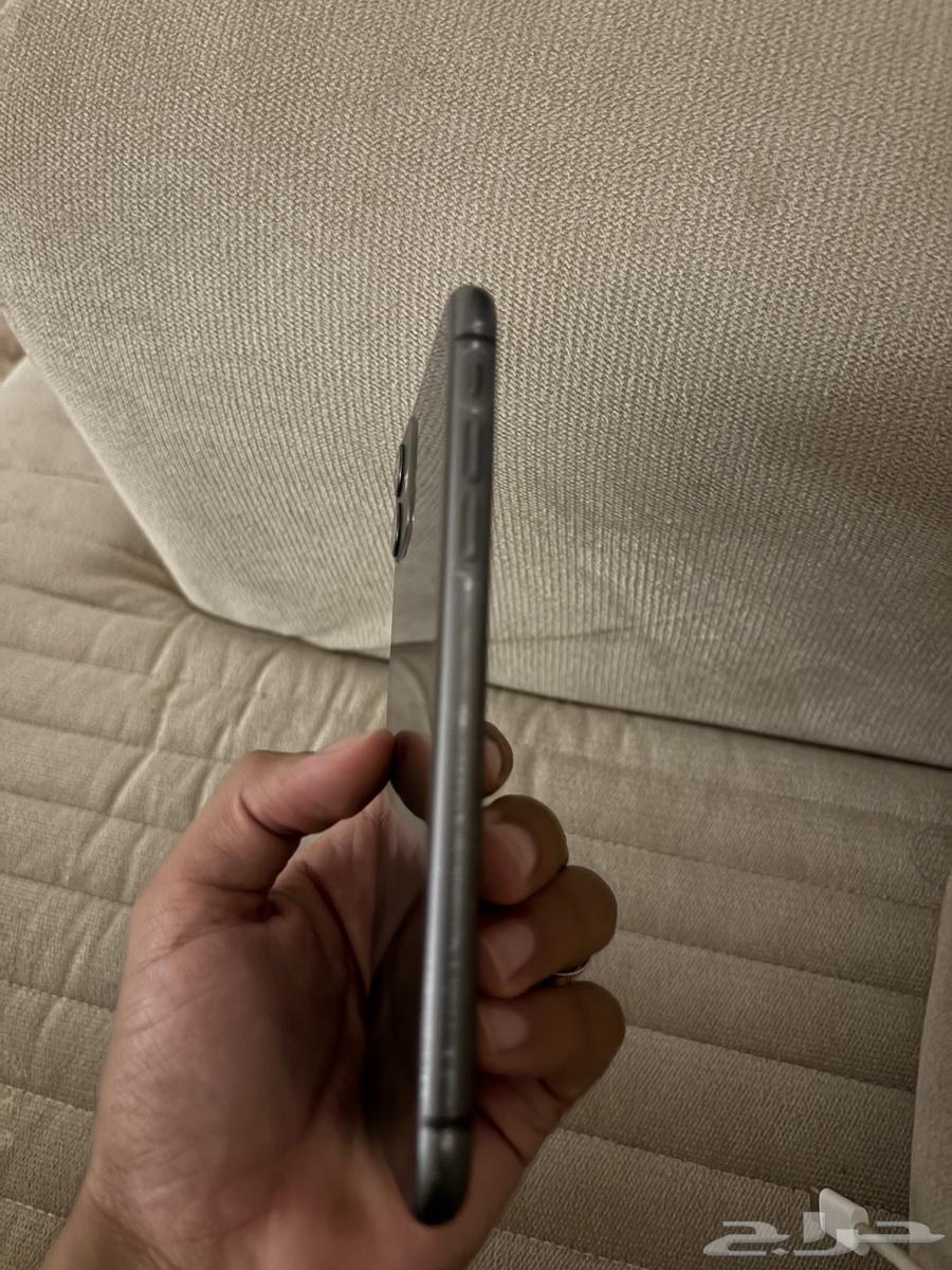 جوال 11 اسود64375082188418112