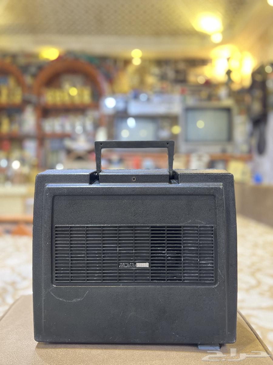 سينما امريكية مخزنة قديمة تراثية64362936808961112