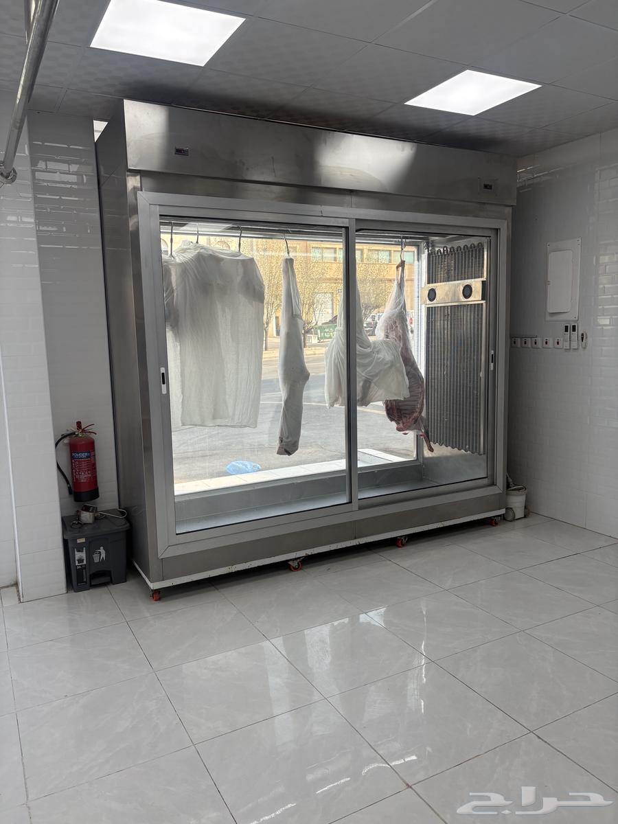 ثلاجه كبيره تبريد بحاله ممتازه سبب البيع اغلاق باب الملحمه64372038229635111