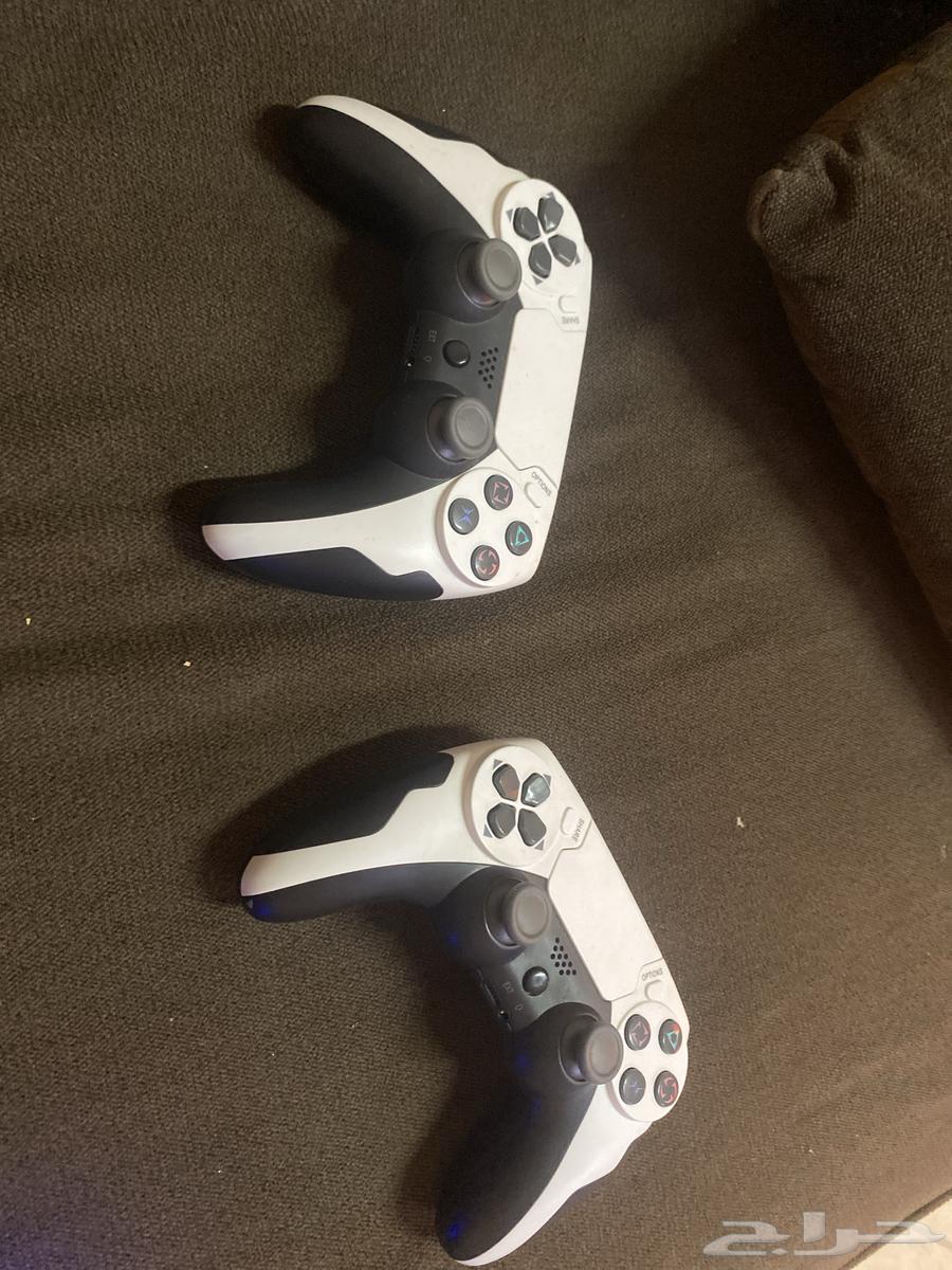 For sale, genuine Sony PS4 controller, no issues, price negotiable64367755544065111
