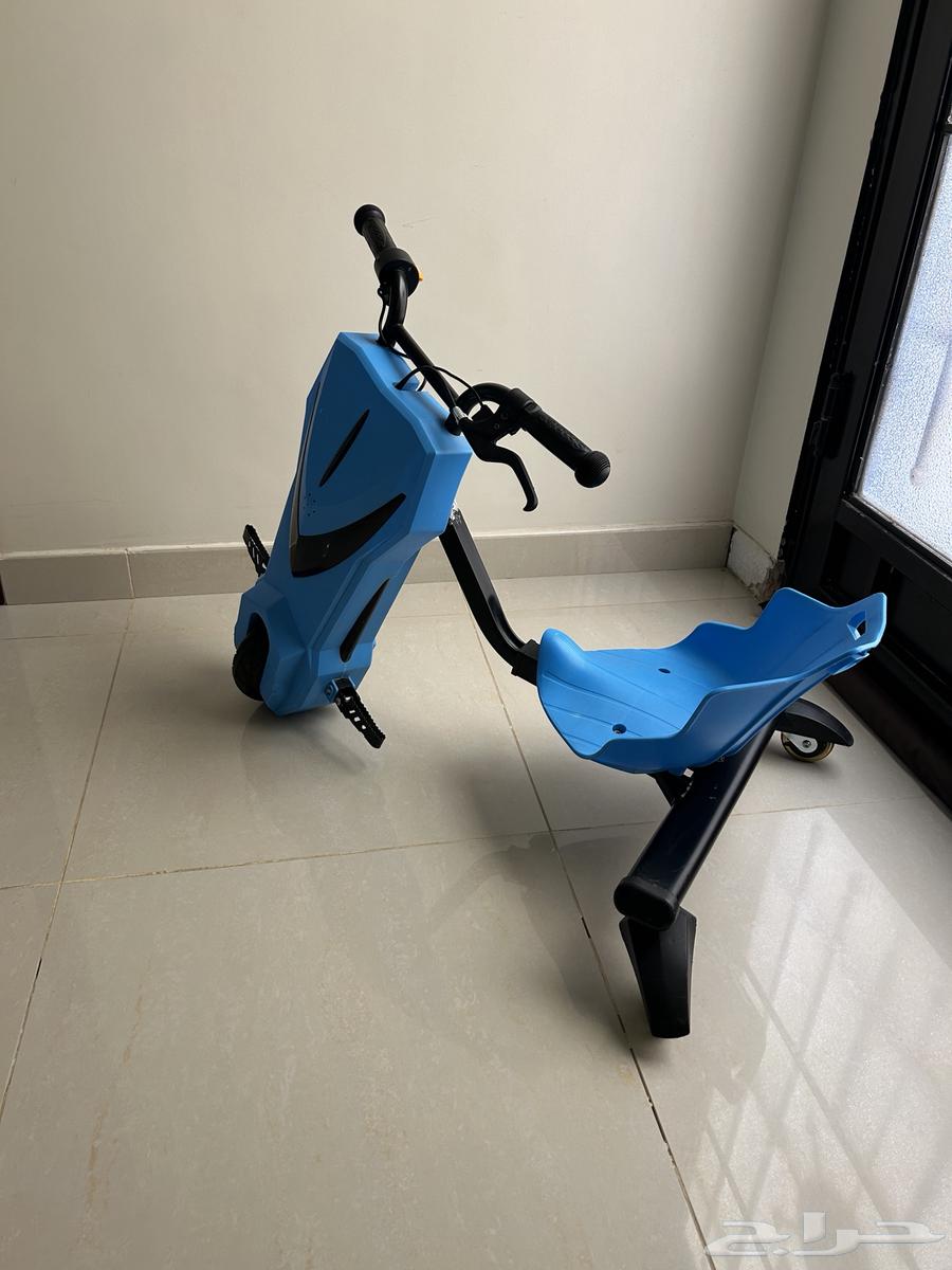 للبيع اسكوتر64369396553345111