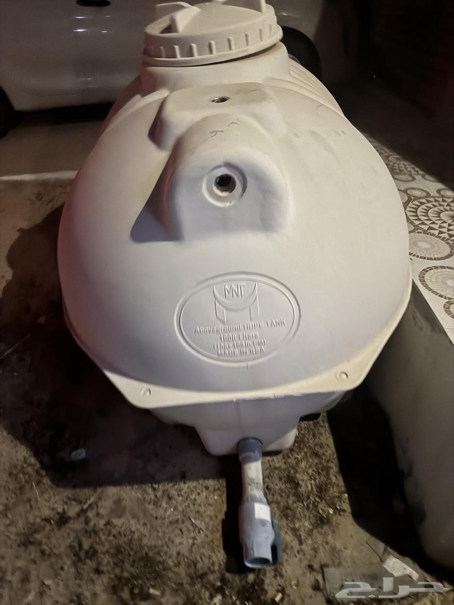 خزان ماء مستخدم لماء الحلو64376705552258110