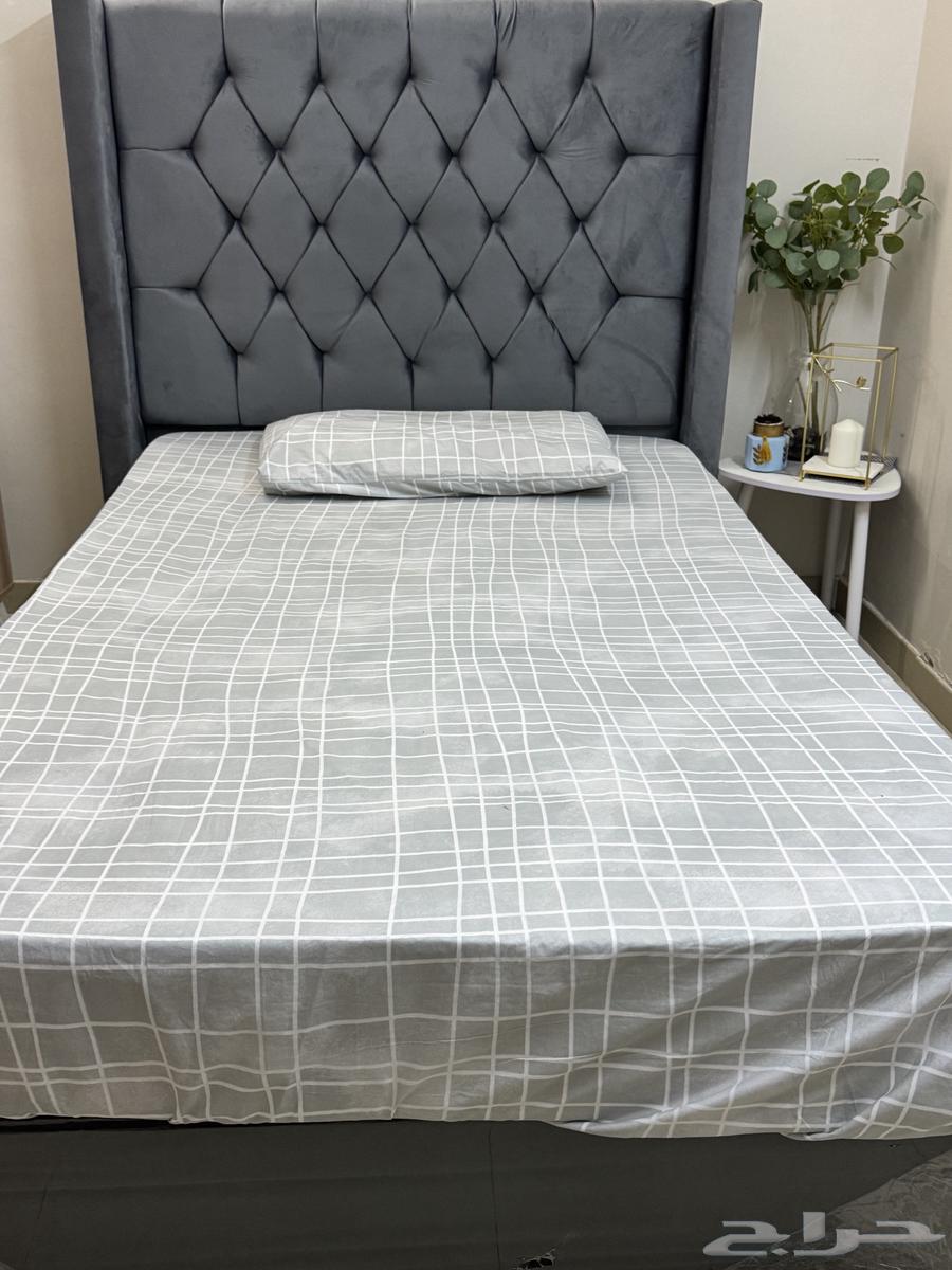 سرير للبيع64372536070787111