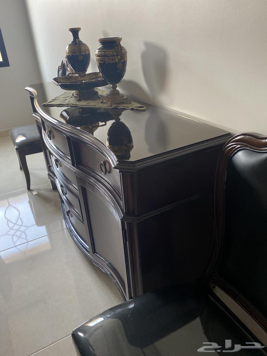 Dining table and shelves64376690260225112