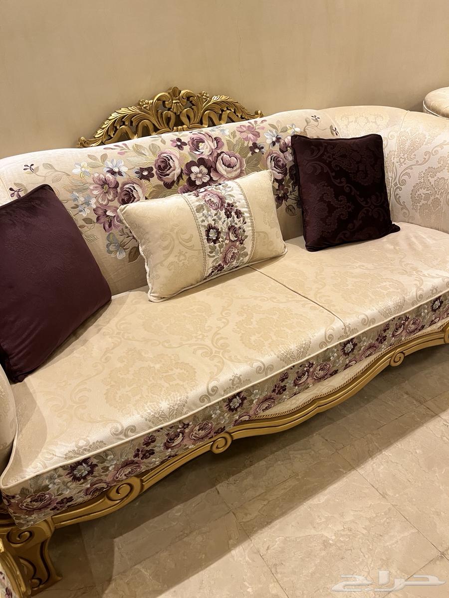 للبيع كنب نظيف64371133147393113