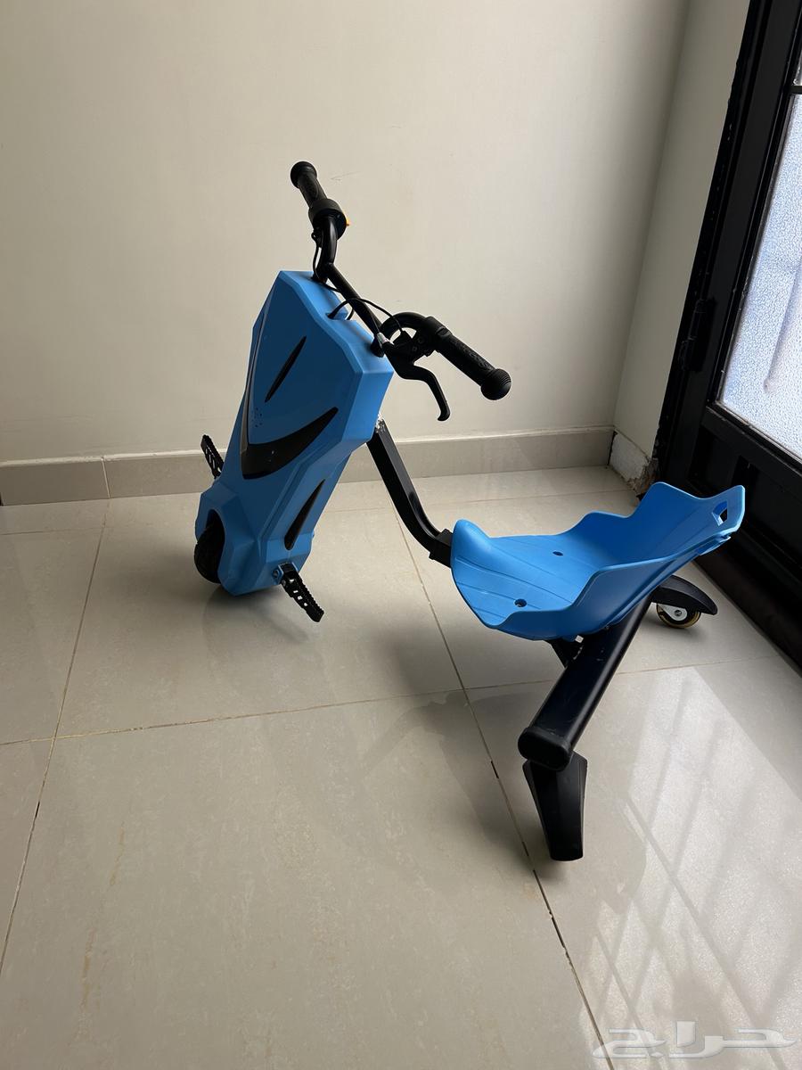 للبيع اسكوتر64369396553345110