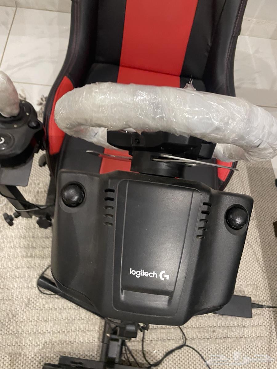 Clean kart seat with regular gear and pedals64363861369857113