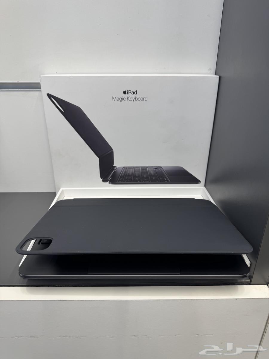 11-inch Magic Keyboard for iPad Pro 2024, Like New, 85064261346205441110